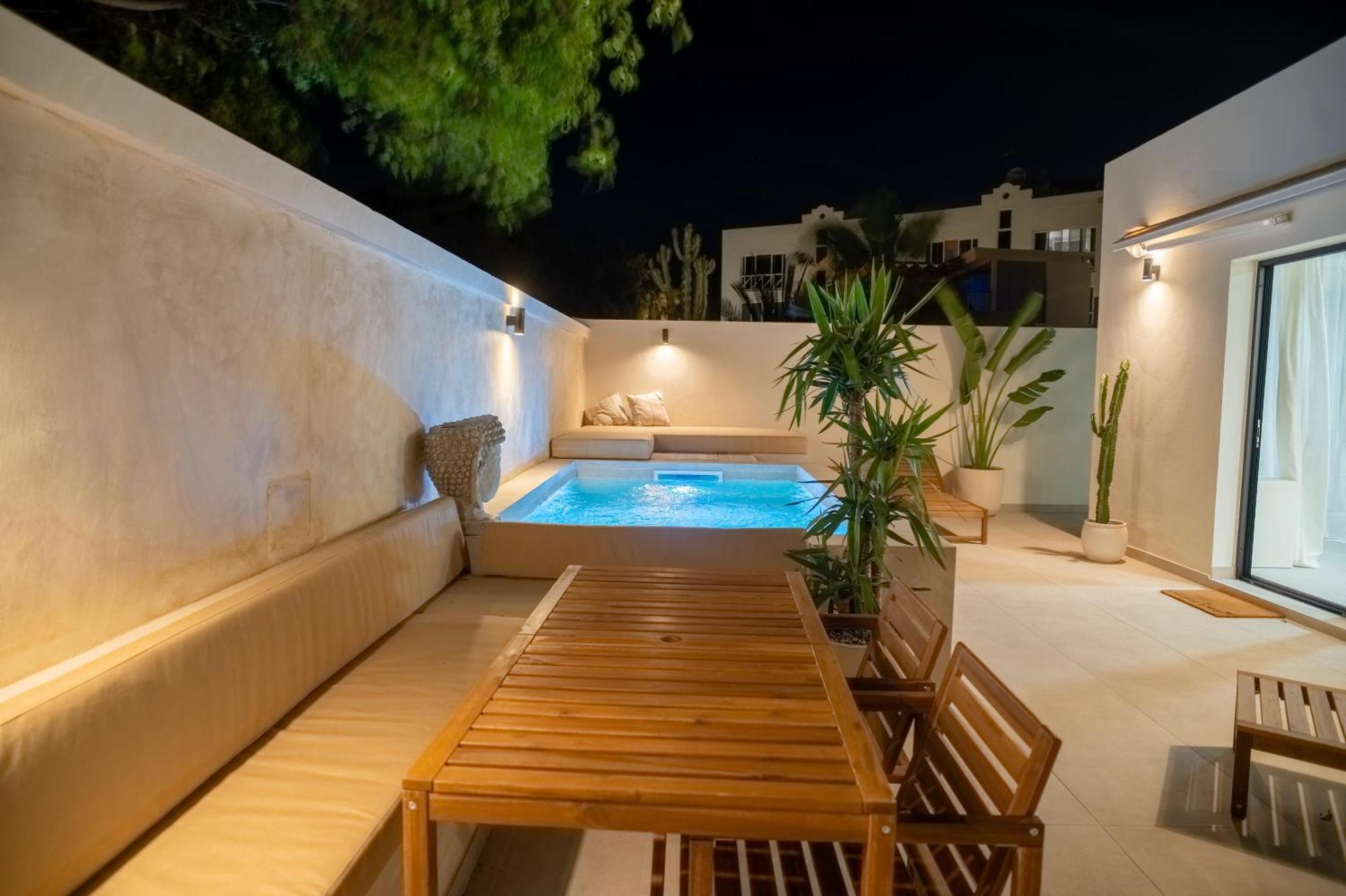 Apartment Urban Chill Private Pool Corralejo By Holidays Home Екстериор снимка