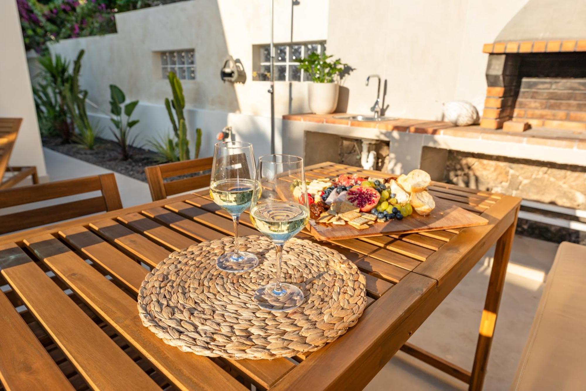 Apartment Urban Chill Private Pool Corralejo By Holidays Home Екстериор снимка