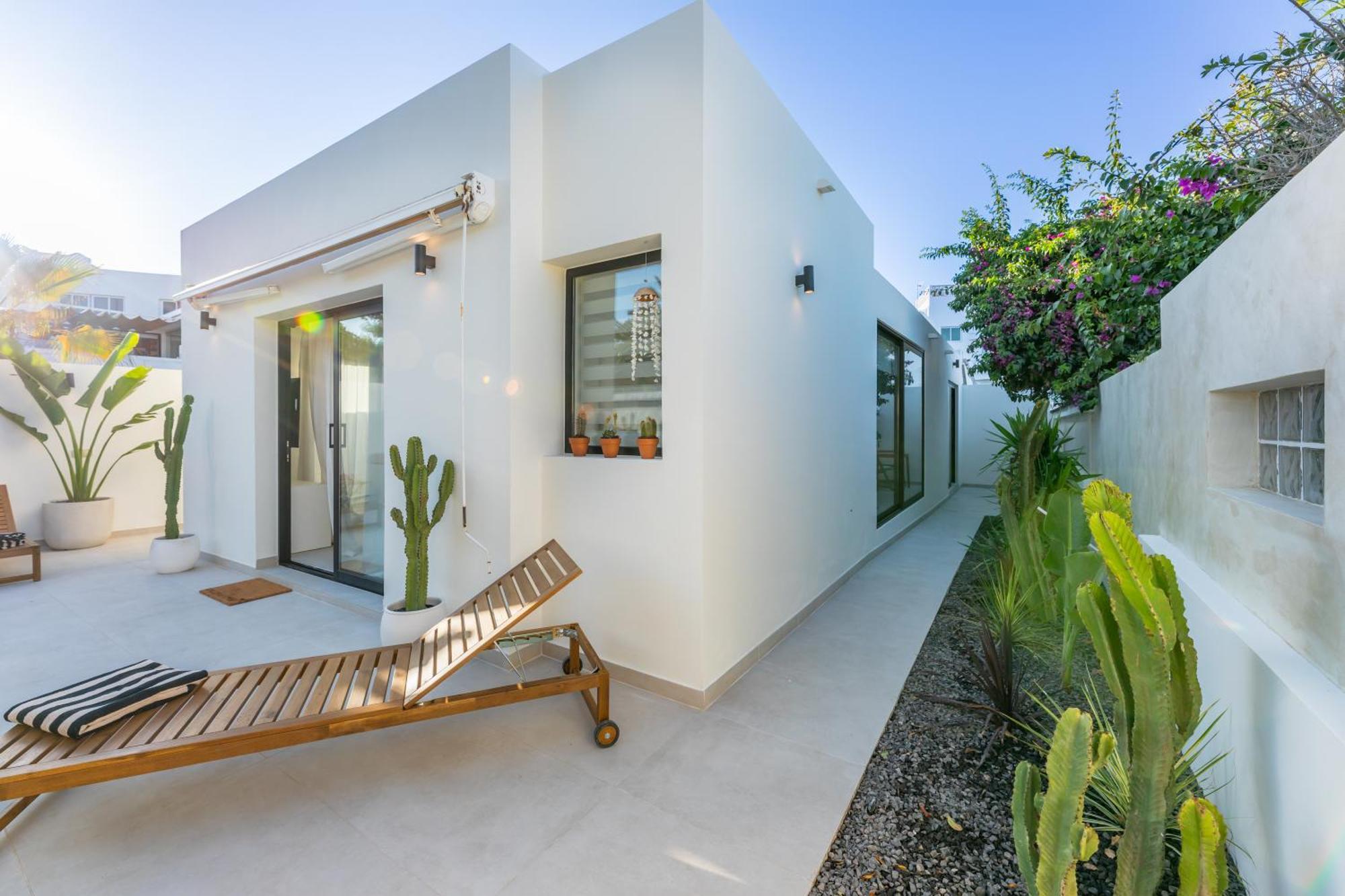 Apartment Urban Chill Private Pool Corralejo By Holidays Home Екстериор снимка